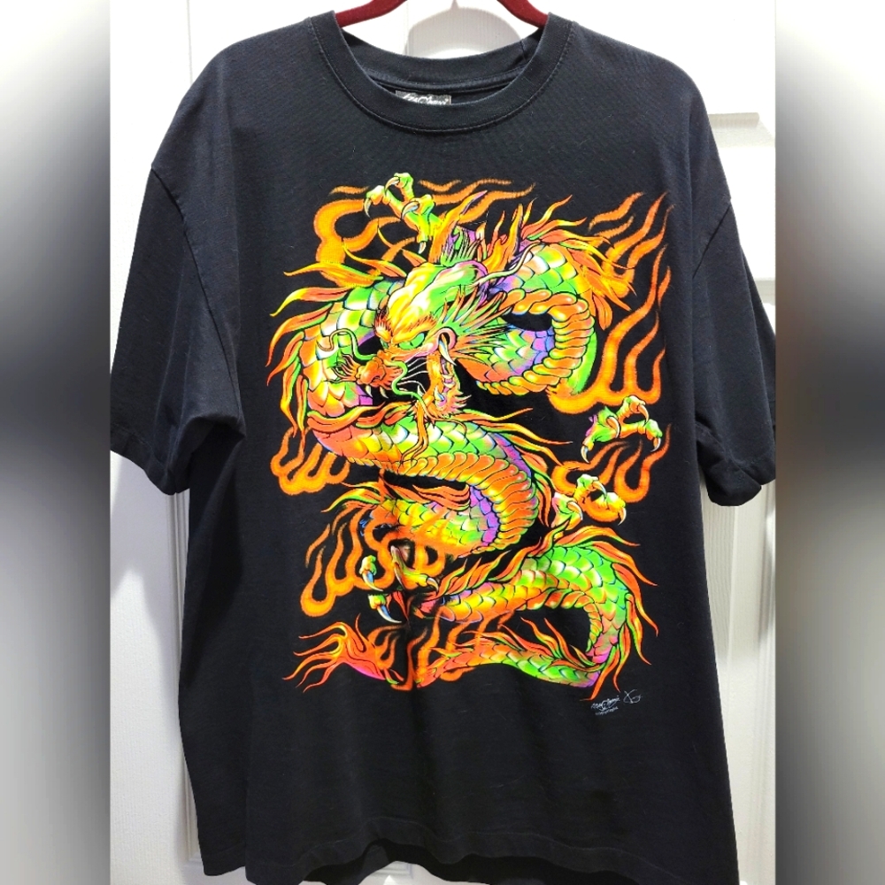XL Men's Chinese Dragon t-shirt